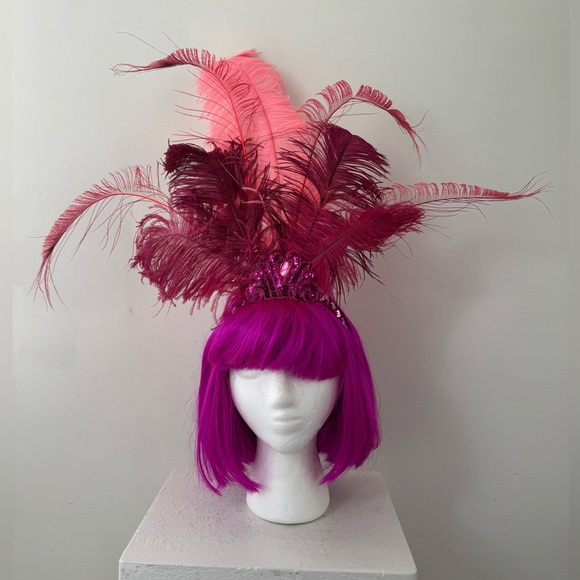 Fifi Mahony Fuschia China Doll Costume Short Bob Wig - Picture 4 of 5